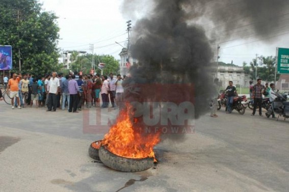 Angry mass condemn over Chief Ministerâ€™s silent role against fuel crisis : Manikâ€™s police yet to control the mass-anger : Tire-burning, road blockade going on since Friday morning 